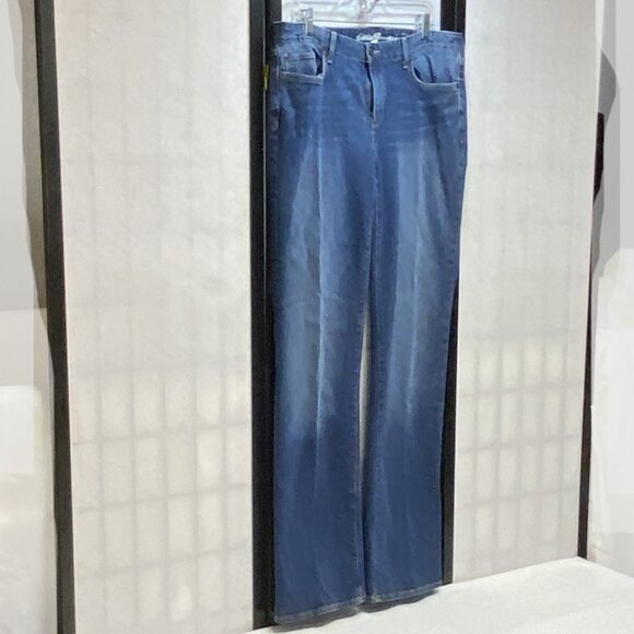 Eddie Bauer Mid Rise Truly Straight Stretch Boot Cut Denim Jeans Medium Wash 14L - Picture 5 of 13